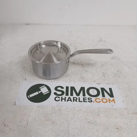 COPERCHIO CM16 STAINLESS STEEL SAUCEPAN FEATURES A LONG HANDLE