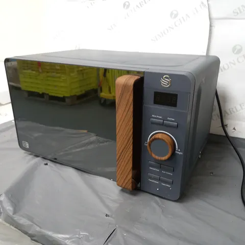SWAN 20 LITRE DIGITAL MICROWAVE 800W