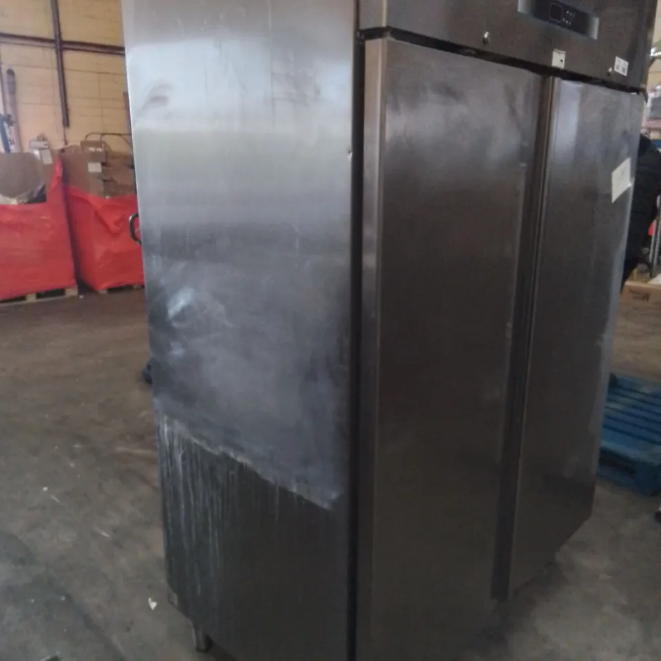 COMMERCIAL F.PLUS TN 140 STAINLESS DOUBLE DOOR REFRIGERATED UNIT