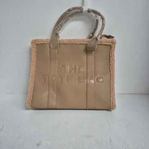 THE TOTE BAG – BEIGE FAUX SHEARLING TRIM