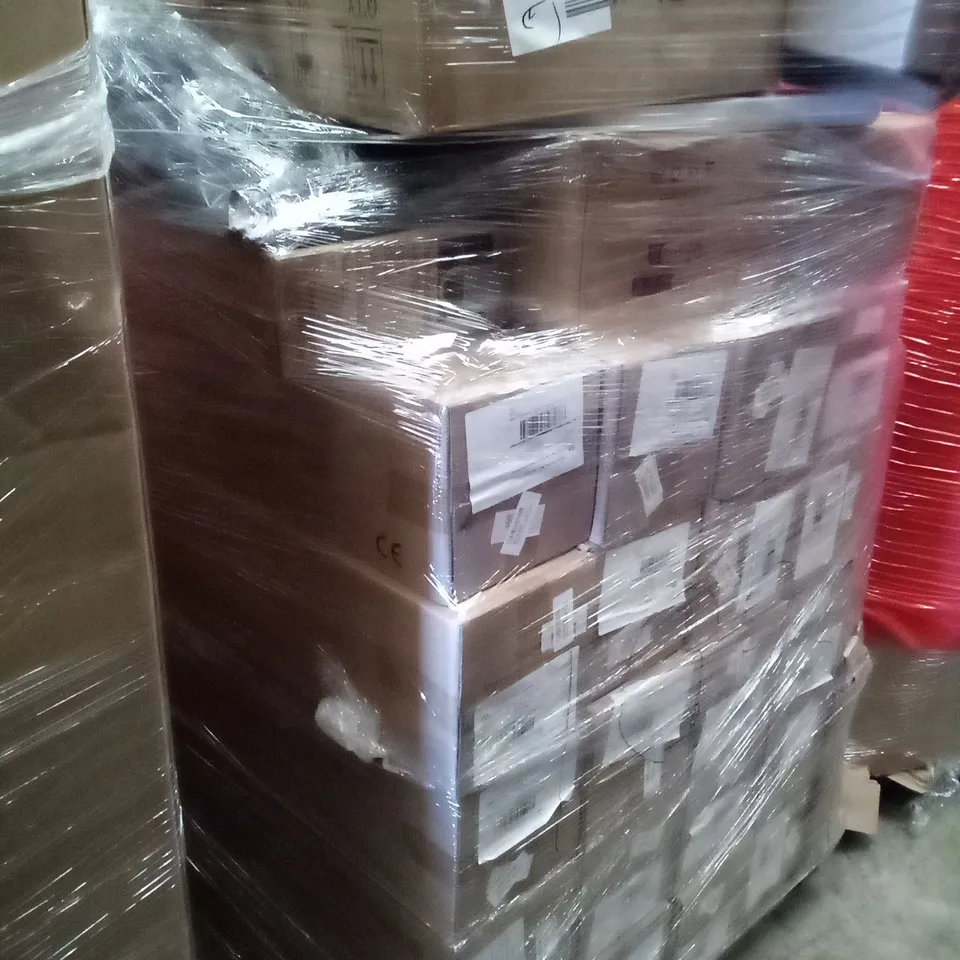 PALLET OF ASSORTED ITEMS INCLUDING CERAMIC HOTPLATE, TOILET SEAT, STEP LADDER, GAS WATER HEATER, BABY PLAY MATS 