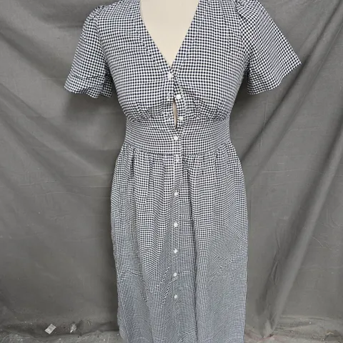 UNIQLO LINEN BLEND V NECK BUTTON UP DRESS IN BLACK GINGHAM SIZE XXS