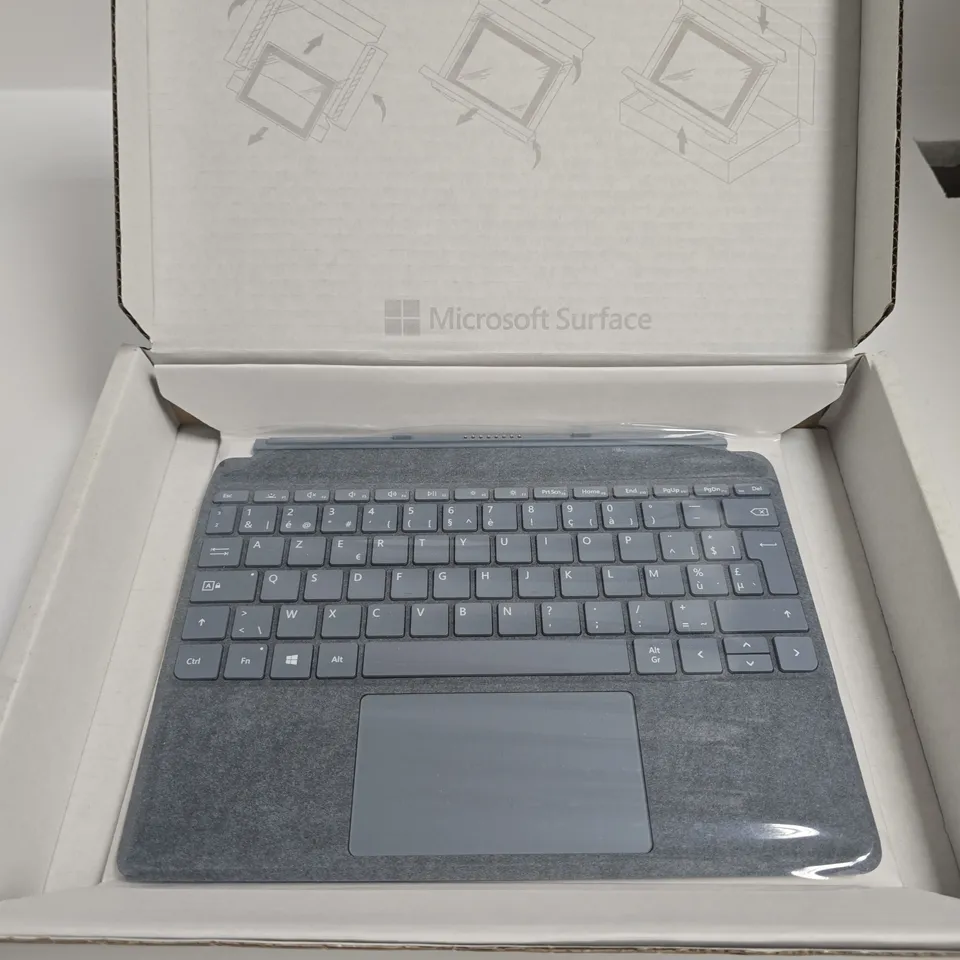 MICROSOFT SURFACE LAPTOP – BOXED