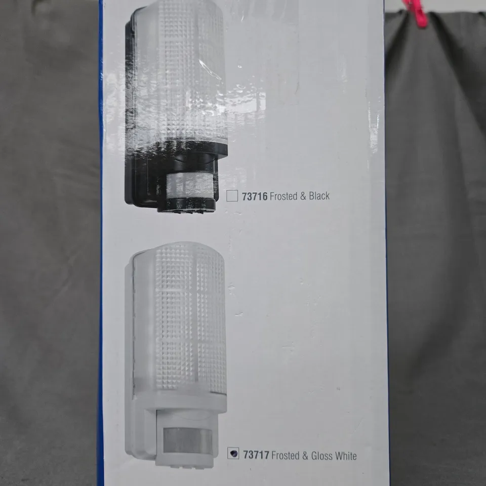 BOXED SAXBY LIGHTING MOTION LED PIR WALL LIGHT - FROSTED & WHITE