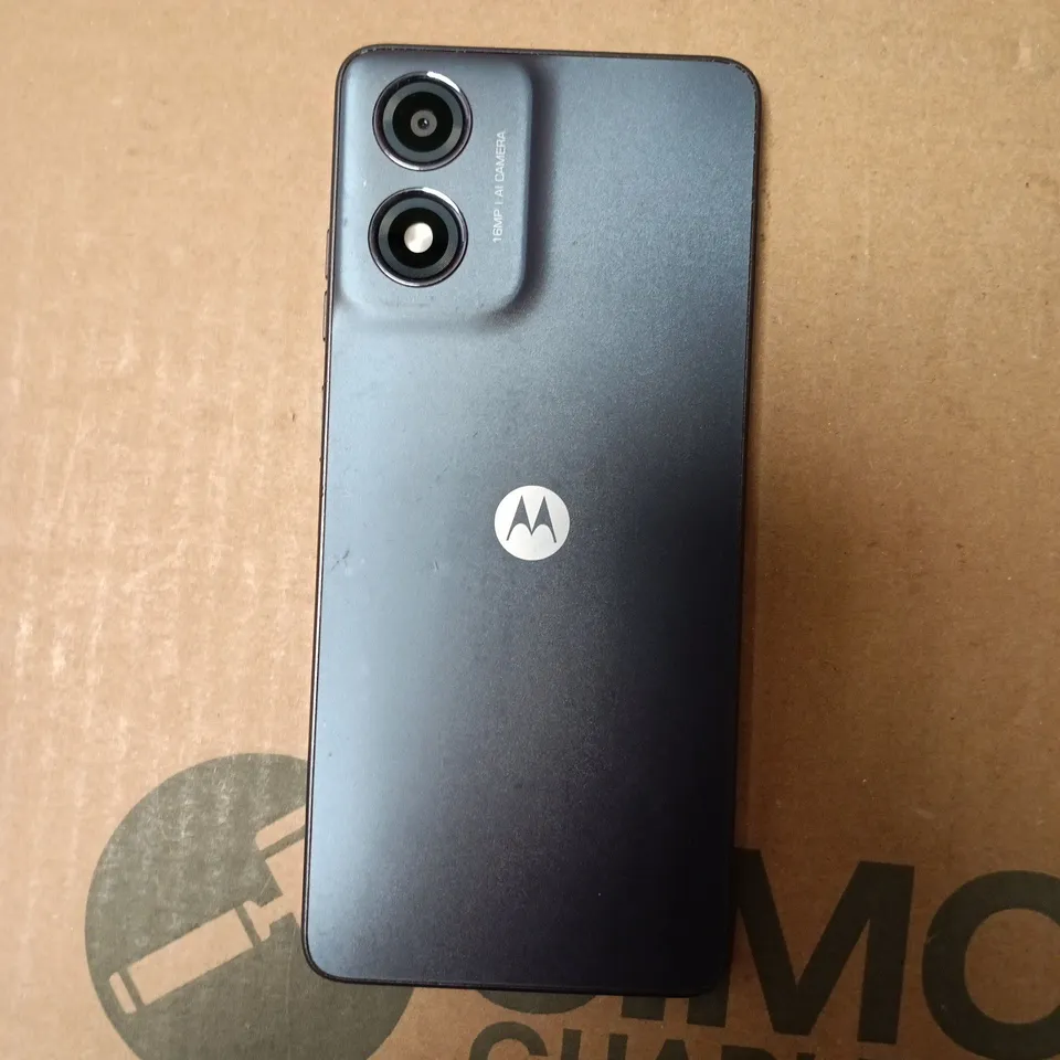 MOTOROLA MOTO G04 IN GREEN