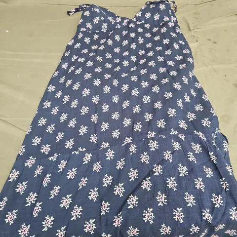 HOLLISTER FLORAL STRAPPY DRESS -SIZE XXL