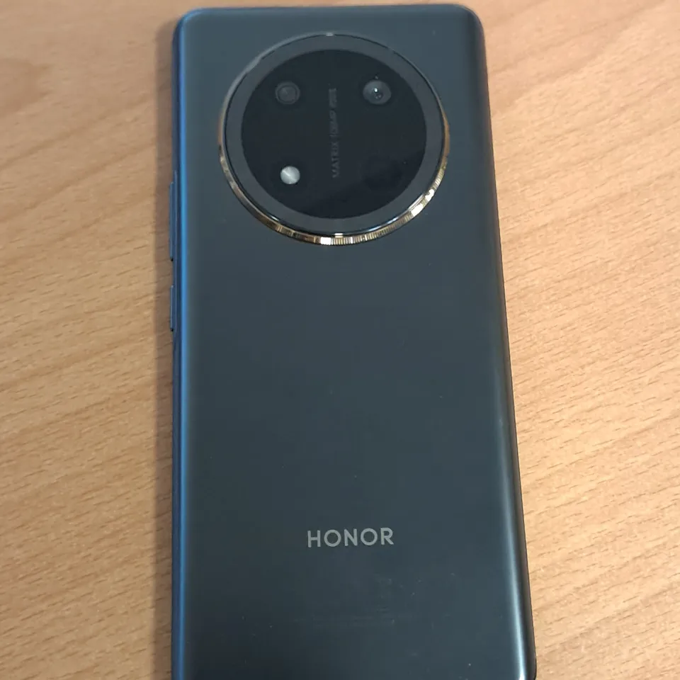 BOXED HONOR MAGIC7 LITE 528GB IN TITANIUM BLACK - BRP-NX1M