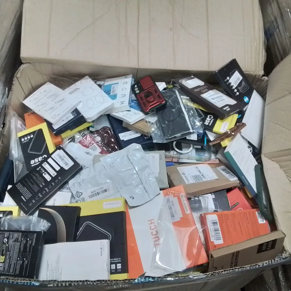 PALLET TO CONTAIN A LARGE QUANTITY OF PHONE CASES AND SCREEN PROTECTORS