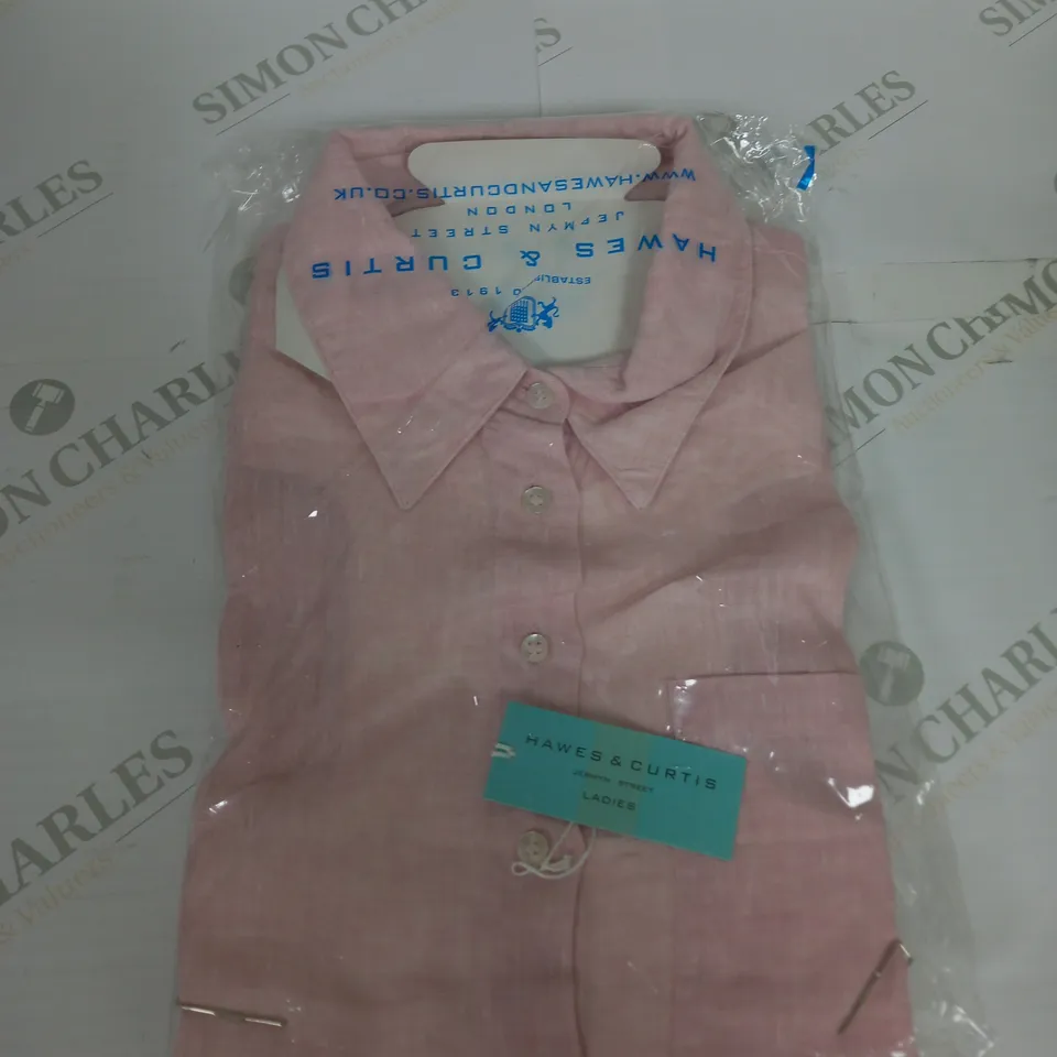 BAGGED HAWES AND CURTIS BUTTON SHIRT SIZE UNSPECIFIED