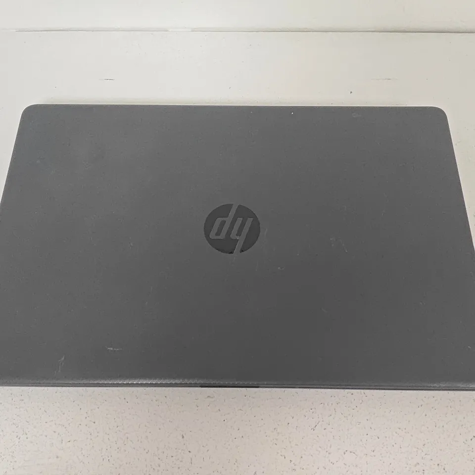 UNBOXED HP 255 G7 AMD A4 LAPTOP IN BLACK