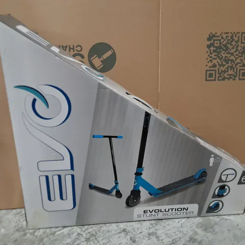 BOXED EVOLUTION STUNT SCOOTER