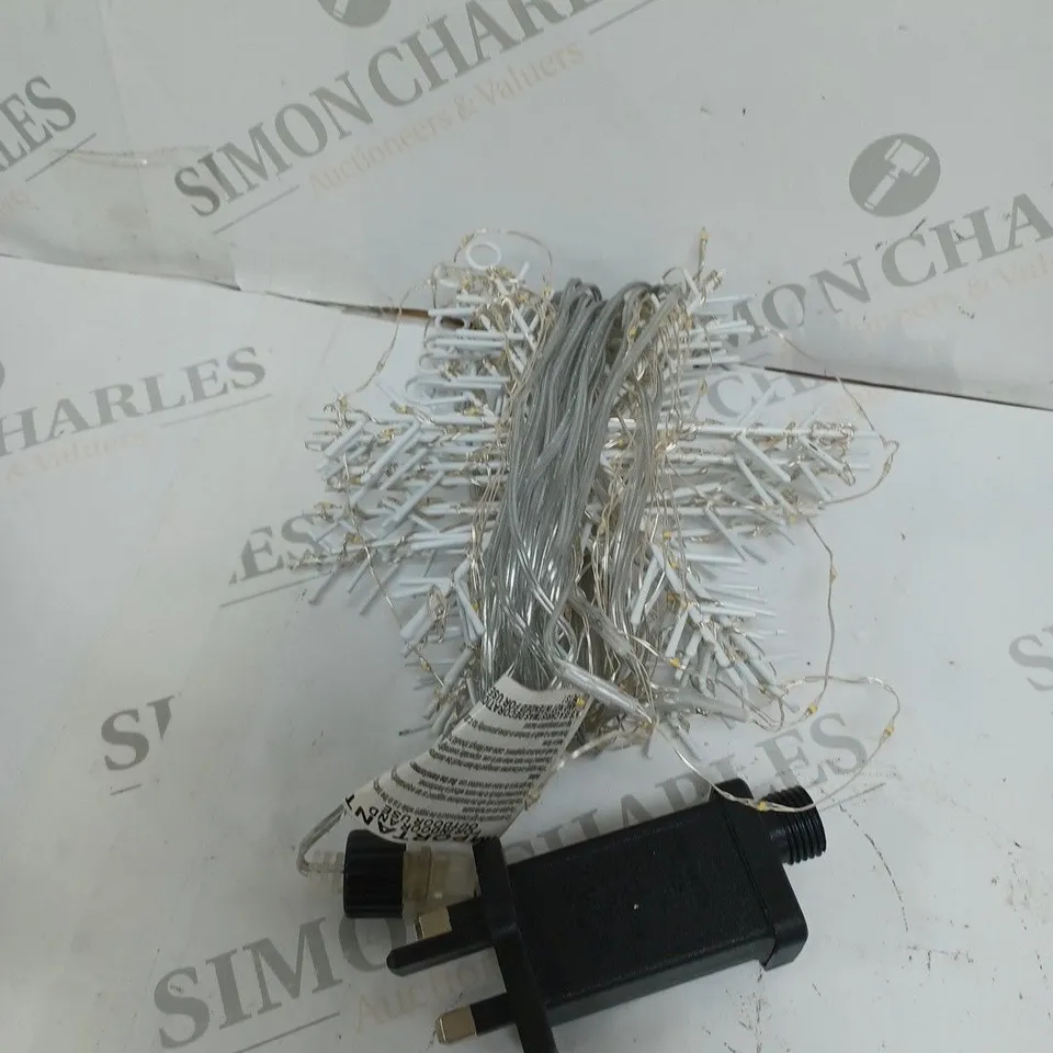 WARM WHITE SNOWFLAKE CURTAIN LIGHT RRP £29.99
