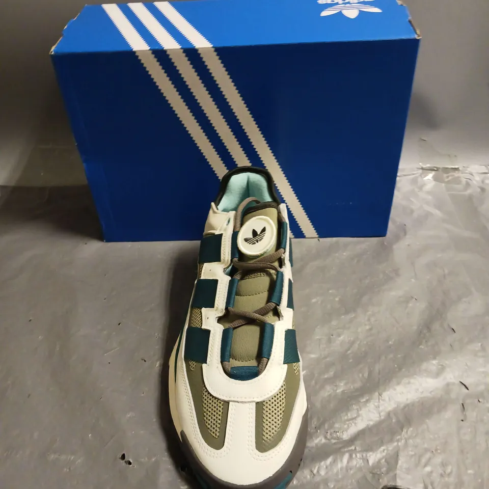 BOXED ADIDAS NITEBALL TRAINERS UK 9 