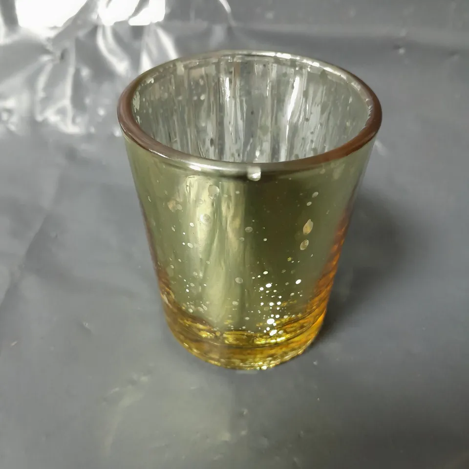 12 GOLD VOTIVE CANDLES HOLDERS