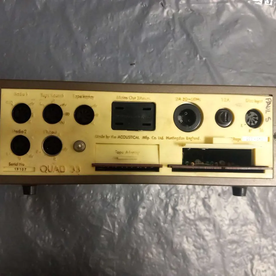 QUAD 33 PREAMPLIFIER