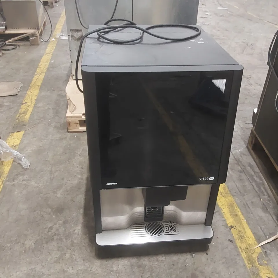 COFFETEK VITRO M5 COMMERCIAL COFFEE VENDING MACHINE