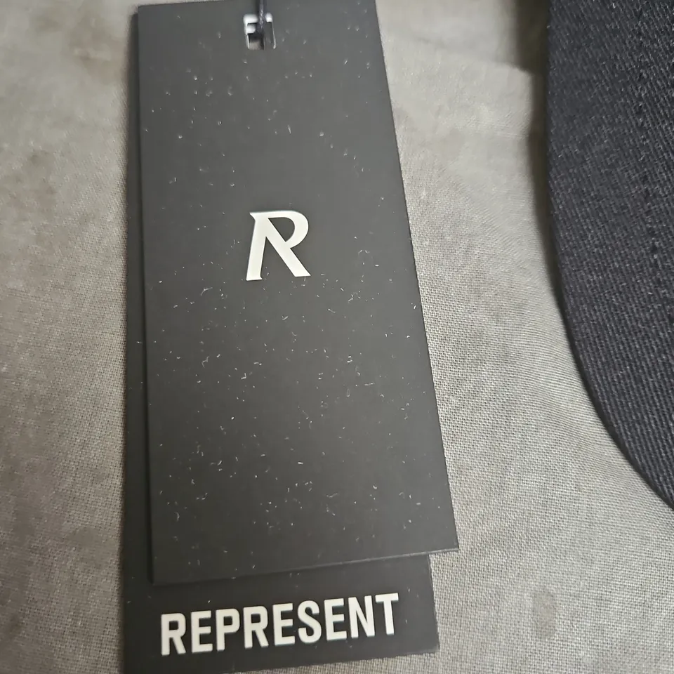 Represent LA England Old English Cap – Jet Black, One Size
