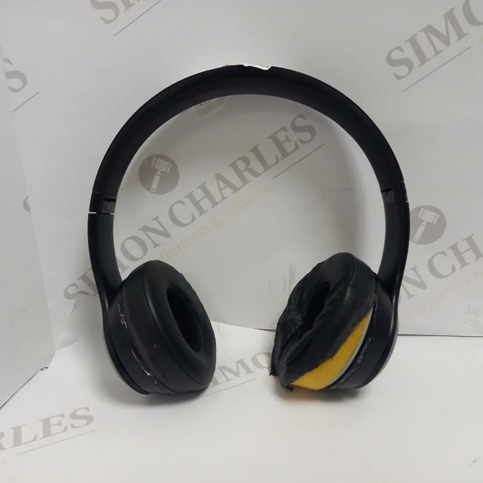 BEATS SOLO 3 HEADPHONES