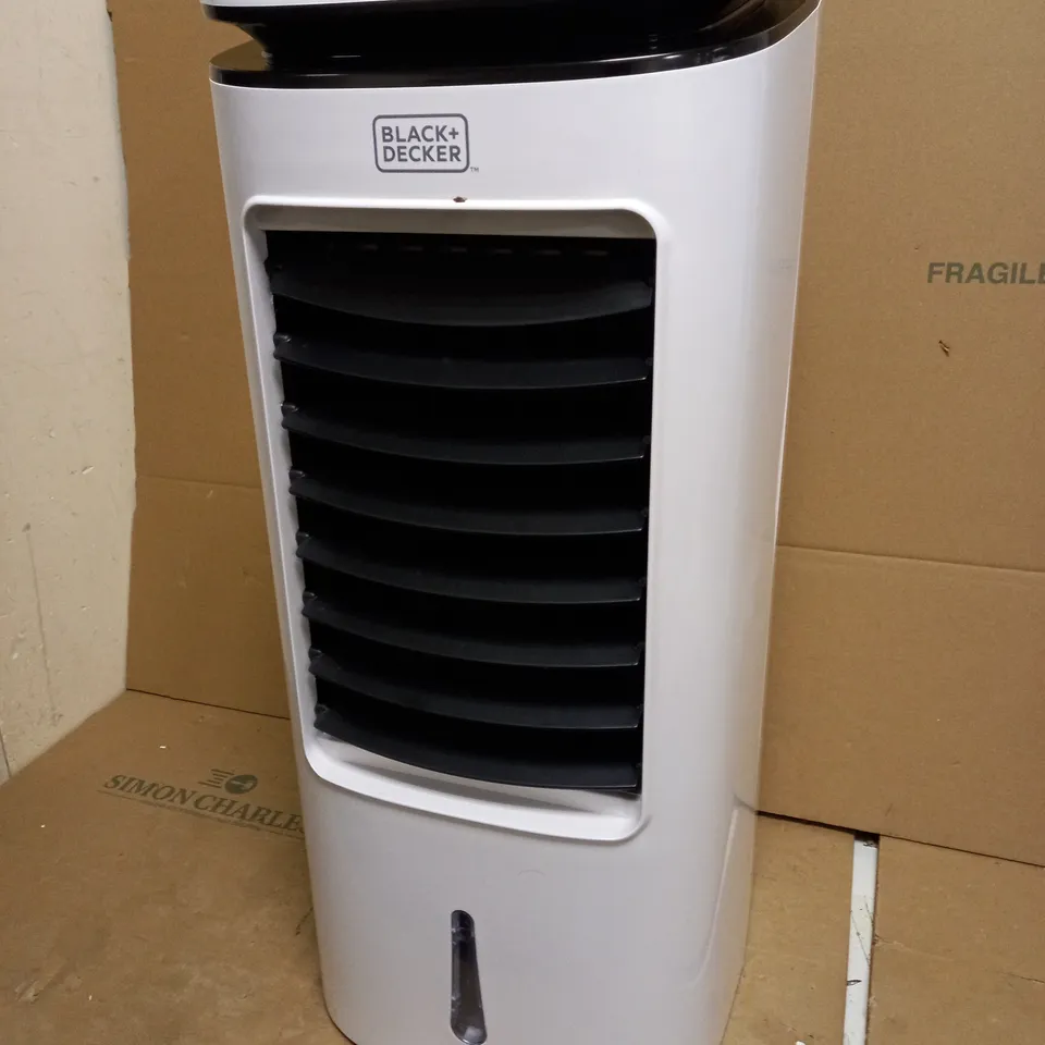 BLACK+DECKER 7 LITRE DIGITAL 2-IN-1 AIR COOLER