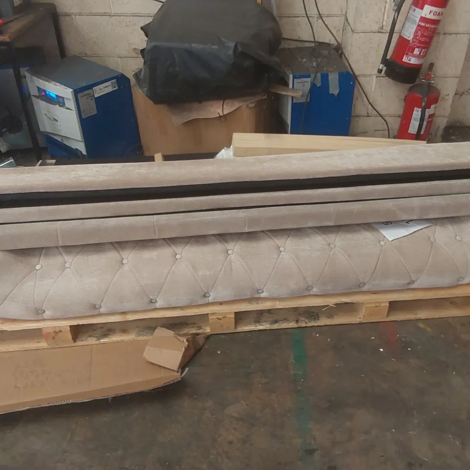 DESIGNER CREAM UPHOLSTERED 6FT SUPERKING BEDFRAME