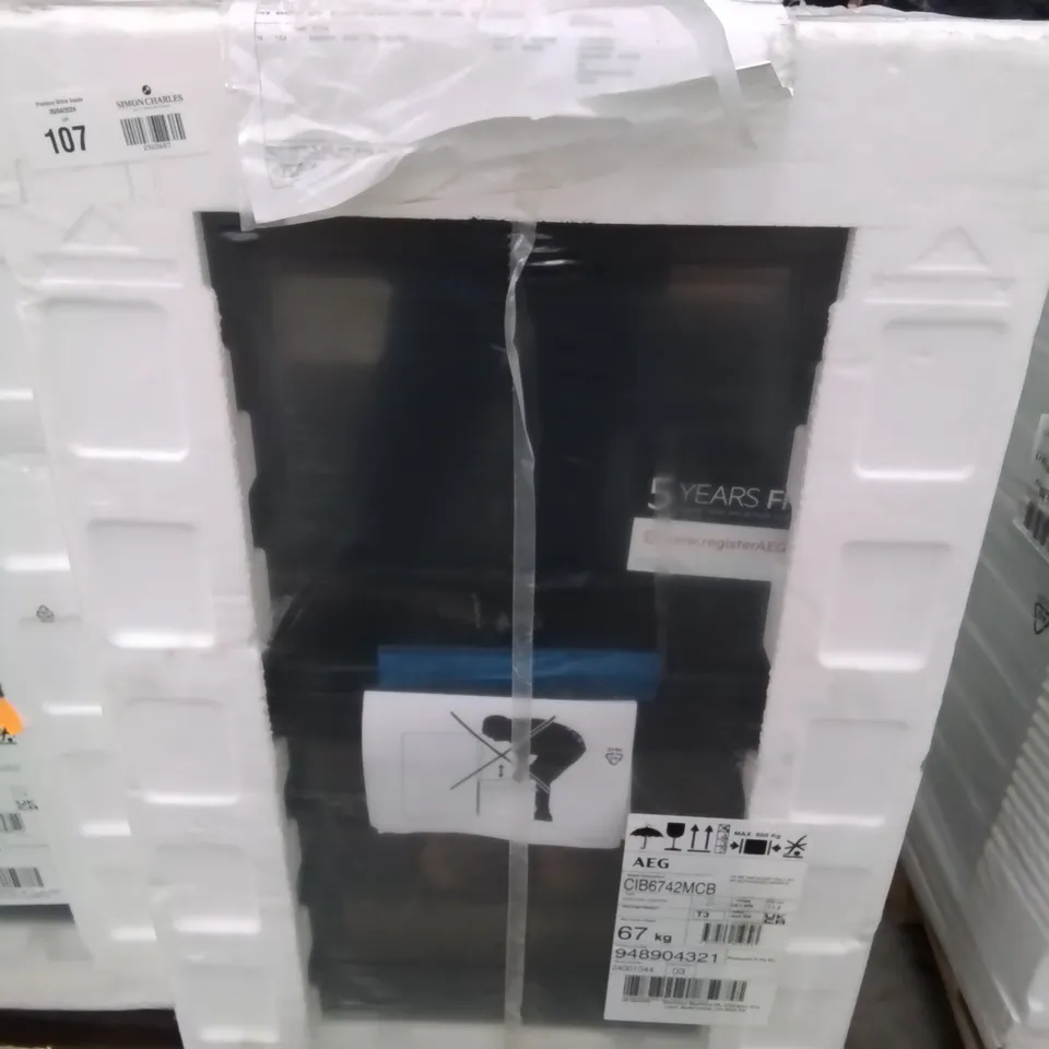 AEG 60CM 4 ZONE INDUCTION COOKER WITH CATALYTIC LINING CIB674MCB RRP £959