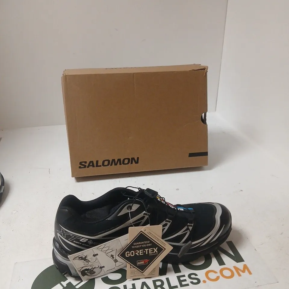 SALOMON XT-6 GTX TRAIL SHOES – BLACK/WHITE, UK 9 (MEN)