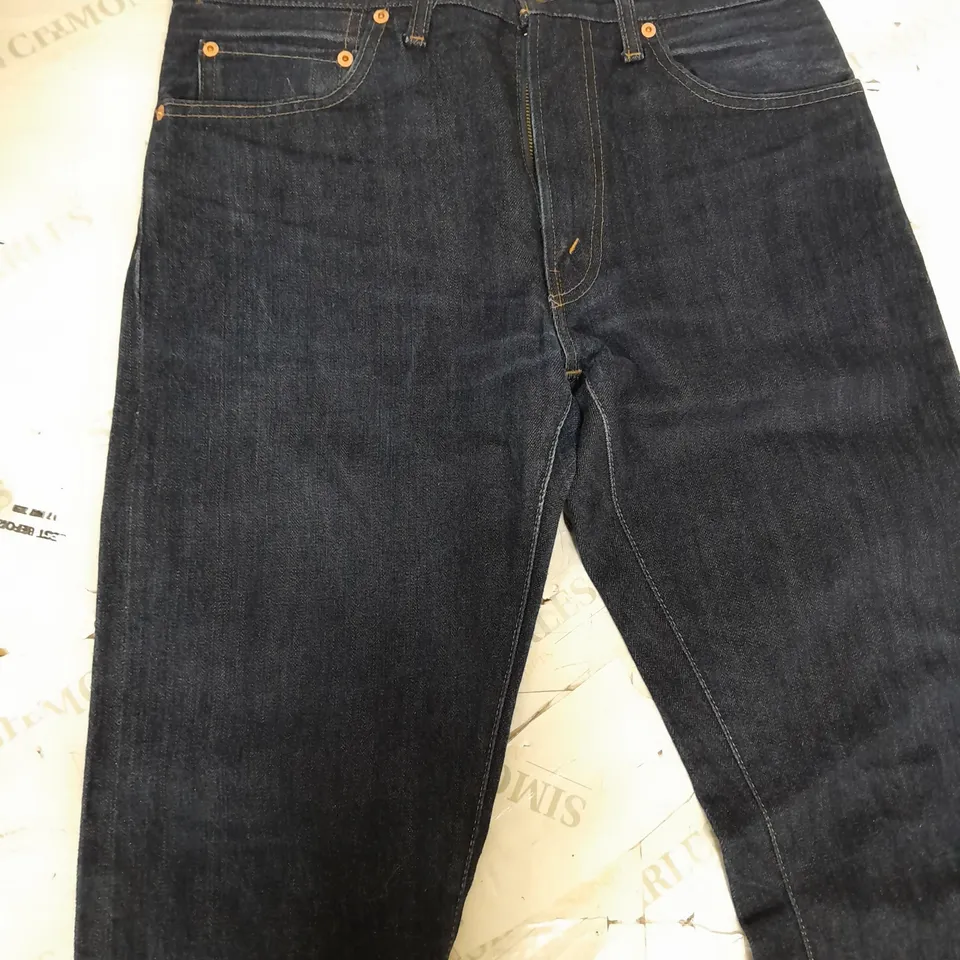 MENS LEVIS BLUE NAVY DENIM JEANS - SIZE UNSPECIFIED 