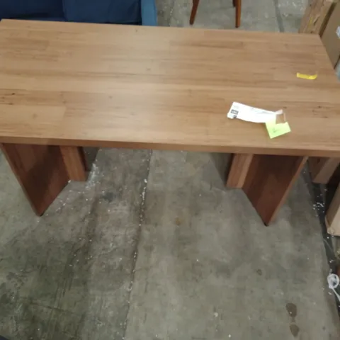 RAHN 160 CM DINING TABLE β WALNUT FINISH