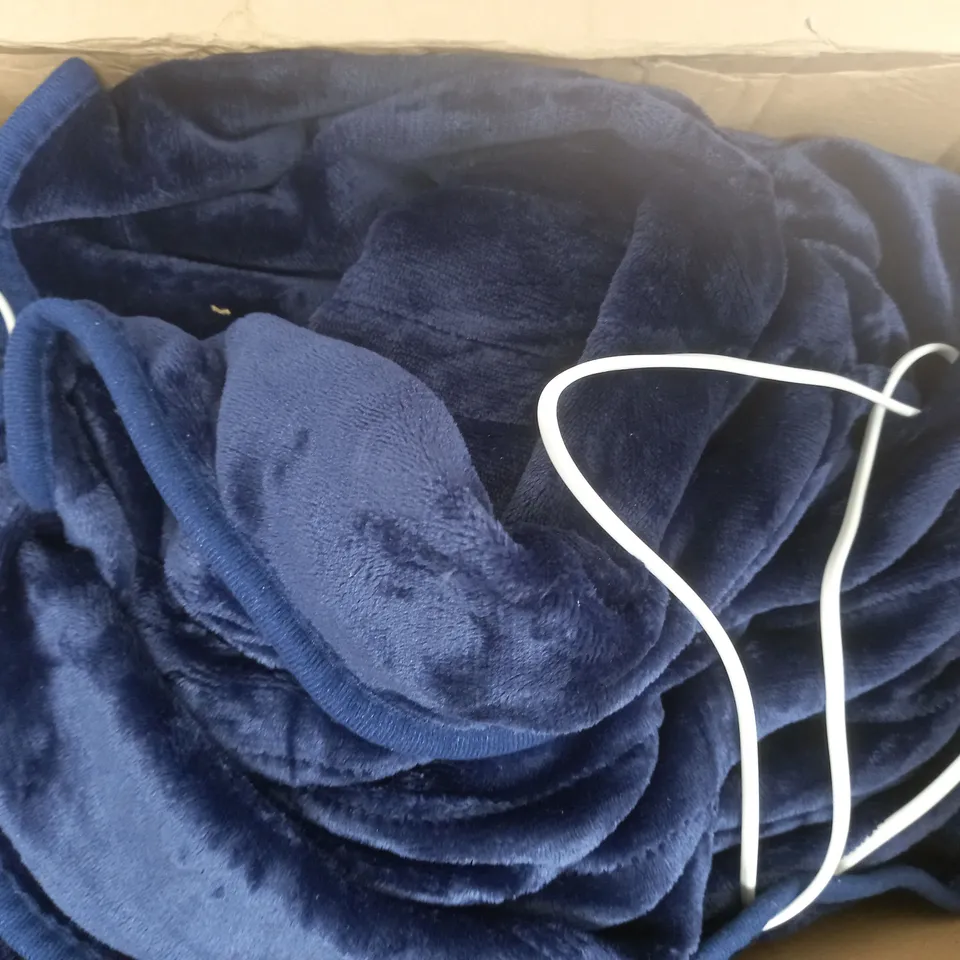 COZEE HOME HEATED PLUSH WEARABLE TV BLANKET IN NAVY