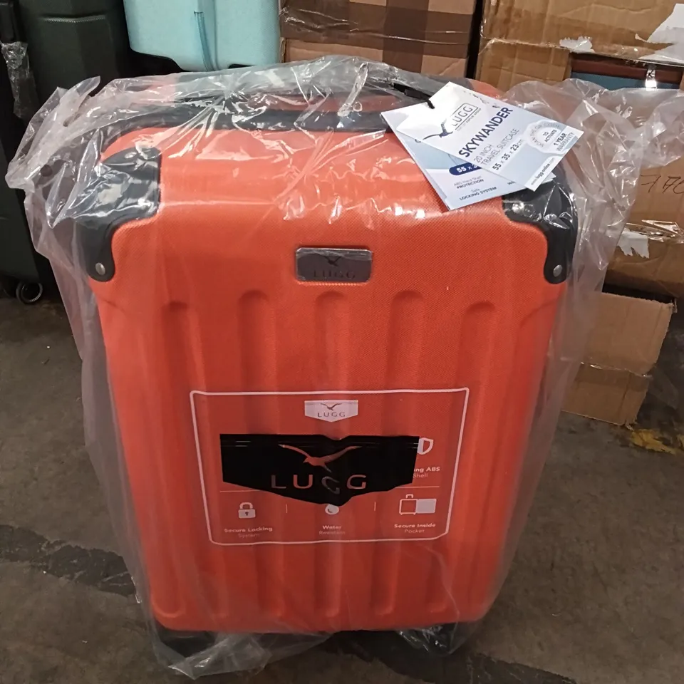 BOXED LUGG 20-INCH SKYWANDER TRAVEL SUITCASE - ORANGE 