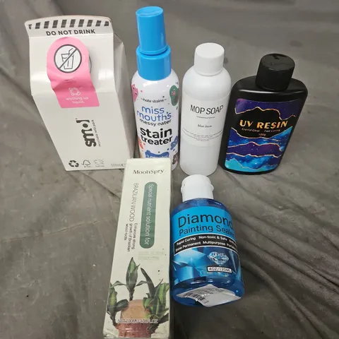 APPROXIMATELY 15 ASSORTED HOUSEHOLD ITEMS TO INCLUDE WASHING UP LIQUID, UV RESIN, STAIN TREATMENT ETC 