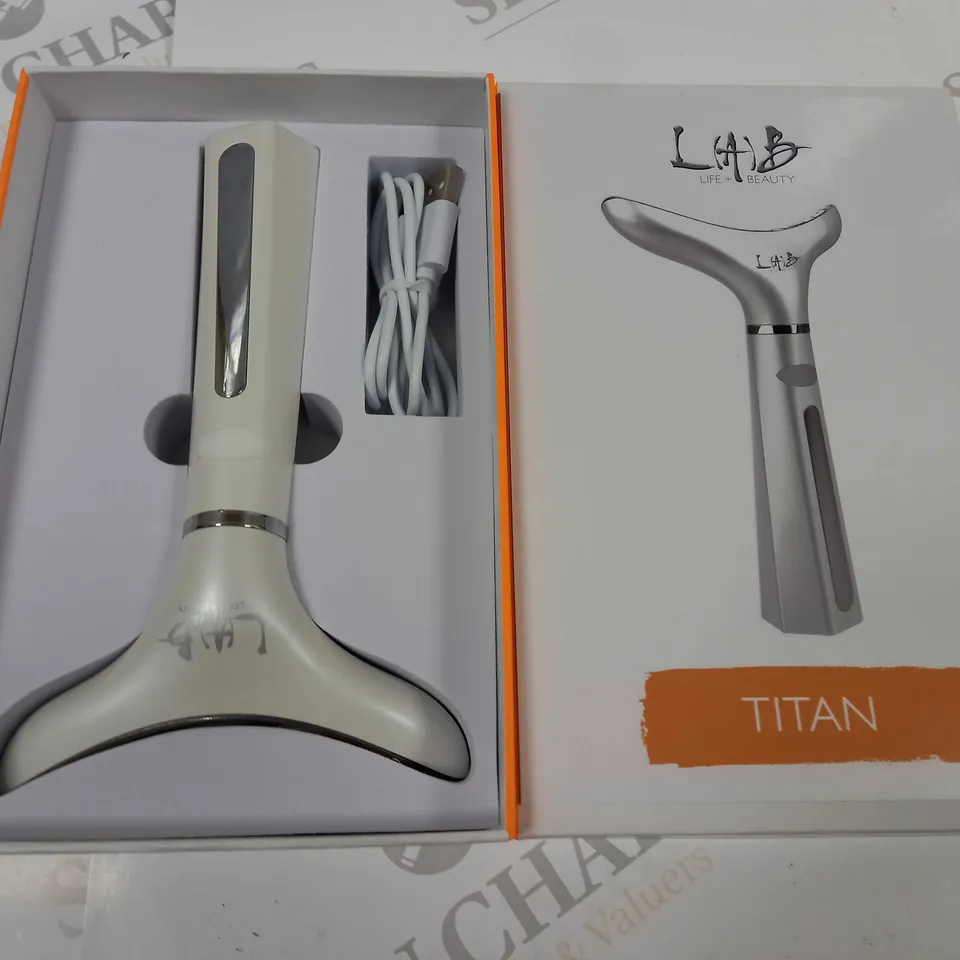 BOXED LAB TITAN LIFTING AND ANTI AGEING SYSTEM 
