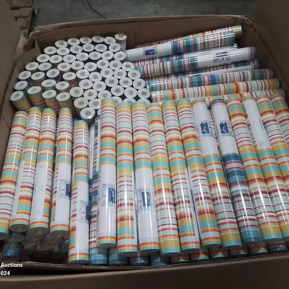 PALLET CONTAINING LARGE QUANTITY OF BRAND NEW MULTICOLOURED REPEAT PATTERN STRIPED WALLPAPER 