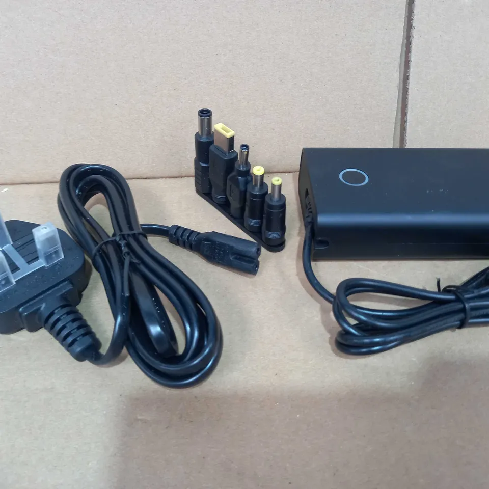 BLACKWEB 90W UNIVERSAL LAPTOP CHARGER