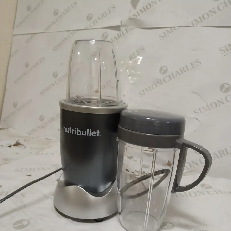NUTRIBULLET 600 SERIES HIGH SPEED BLENDER