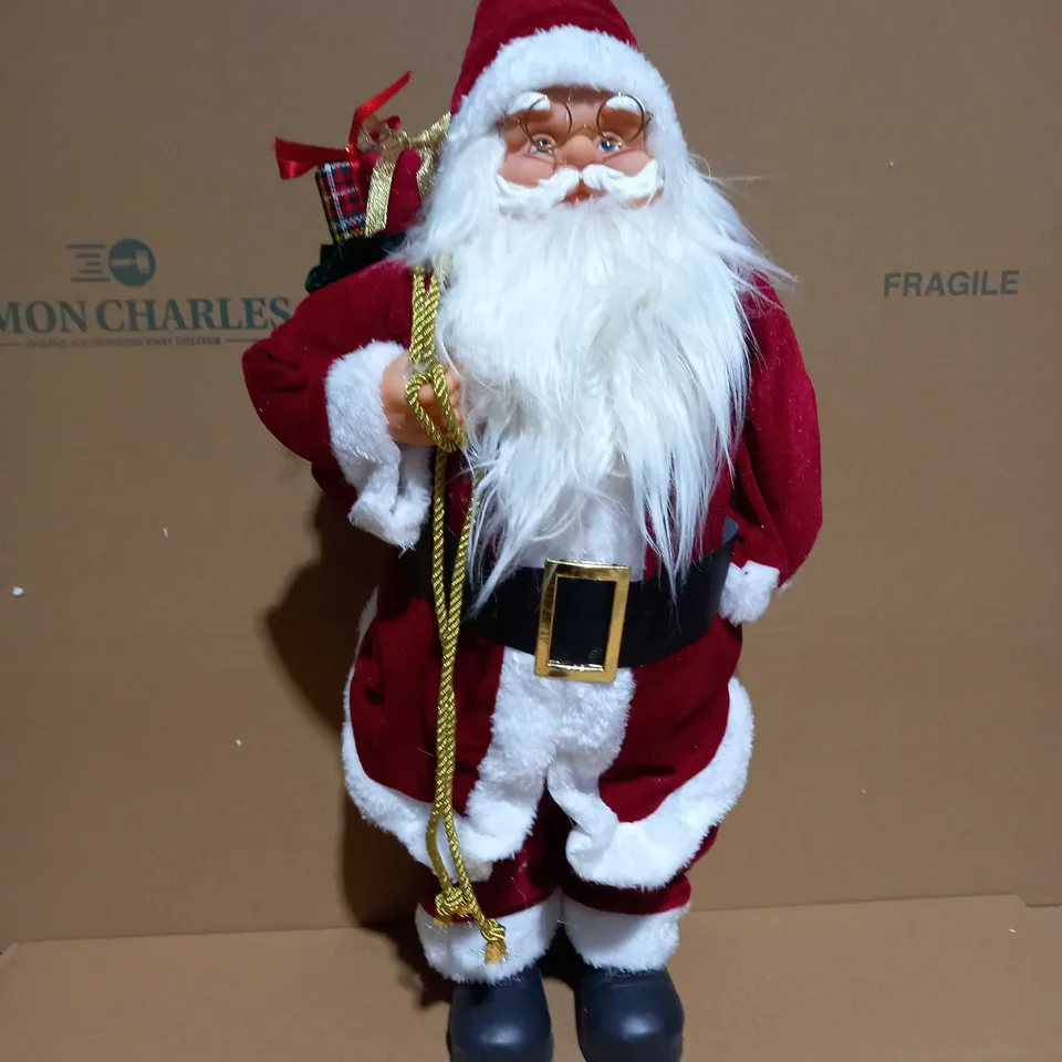  FESTIVE LIGHT UP TRADITIONAL STANDING SANTA