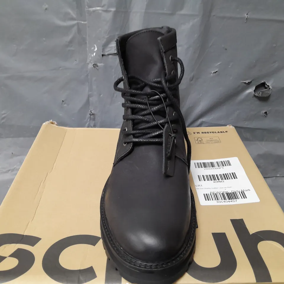 BOXED SCHUH GUS CHUNKY LEATHER LACE UP BOOT - BLACK - SIZE 9