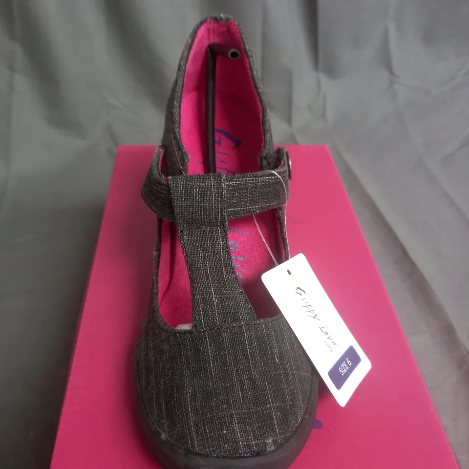 BOX OF APPROXIMATELY 12 BLACK GUPPY LOVE BY BLOWFISH SHOES IN VARIOUS SIZES