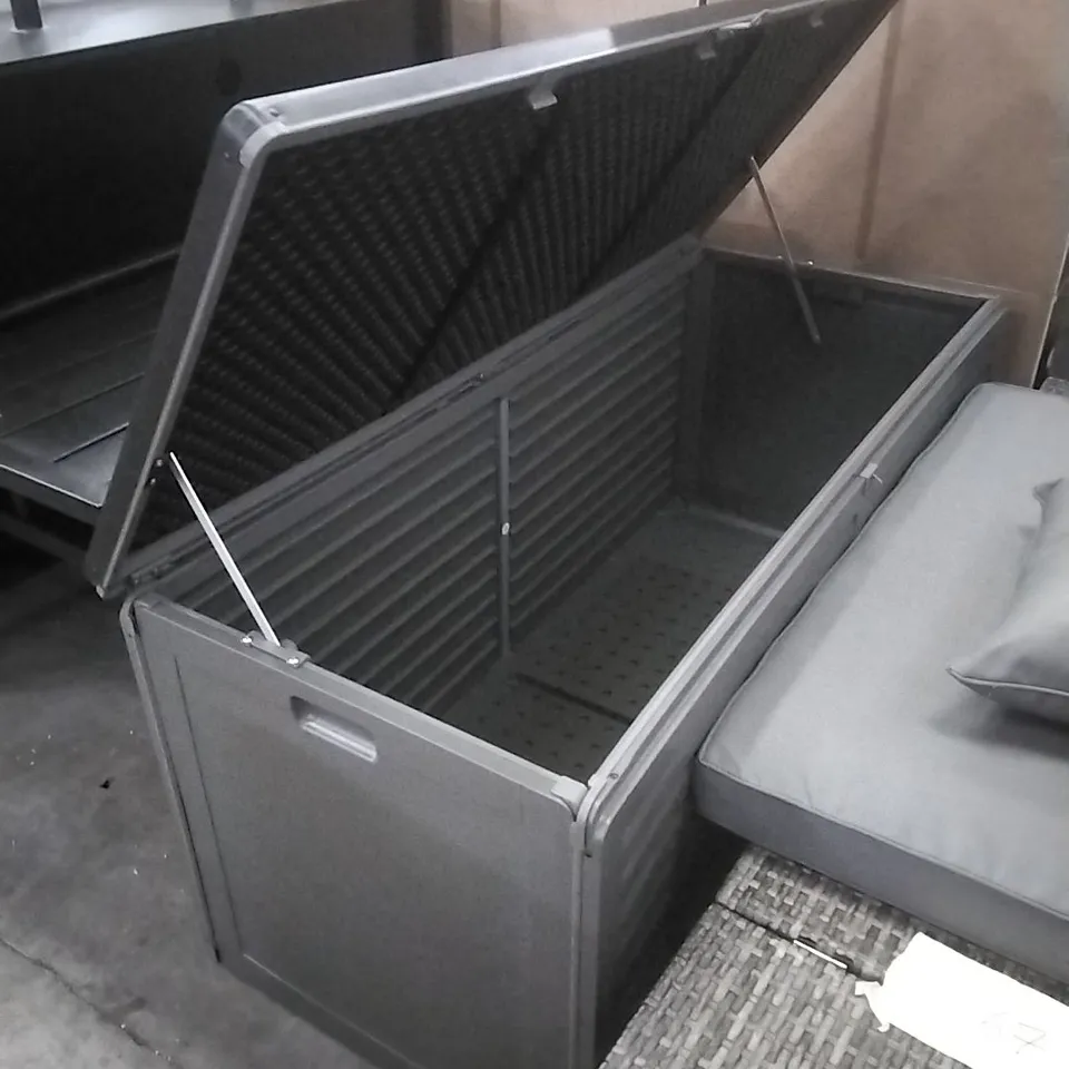 GARDEN IMPRESSIONS GARDEN STORAGE BOX - GREY/BLACK
