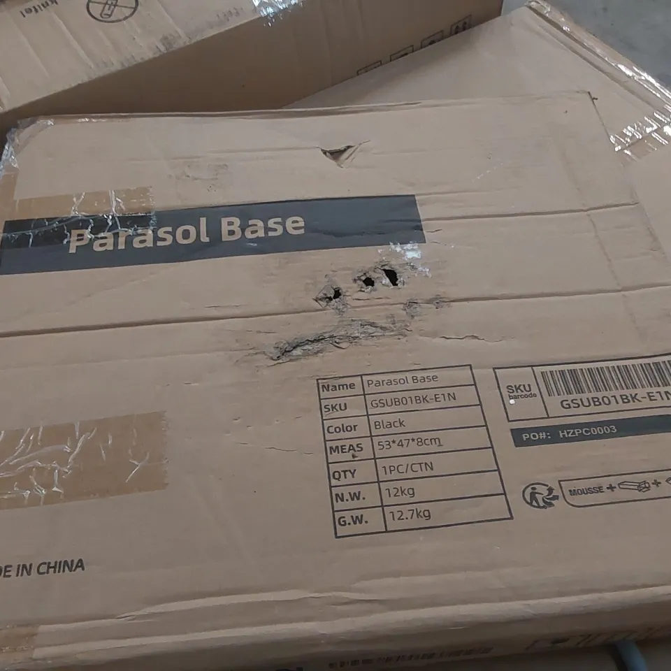 BOXED PARASOL BASE - BLACK