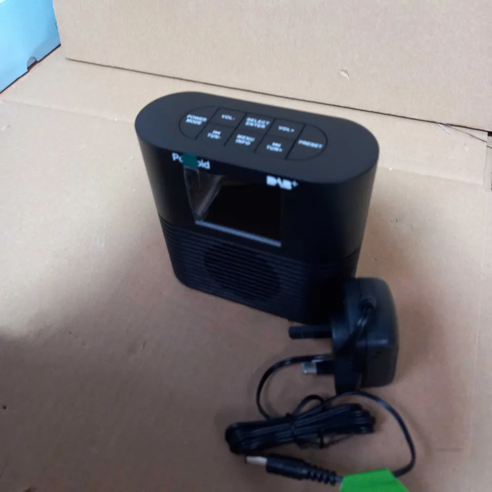 LOT OF 6 POLAROID DAB+RADIO PLAYERS