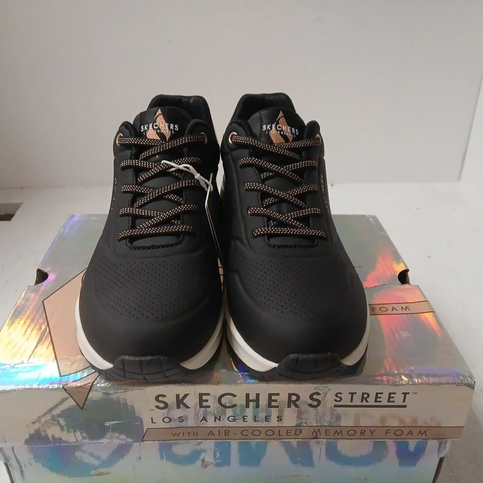 BOXED PAIR OF SKECHERS STREET LOS ANGELES WOMEN'S SNEAKERS – BLACK (UK 6)