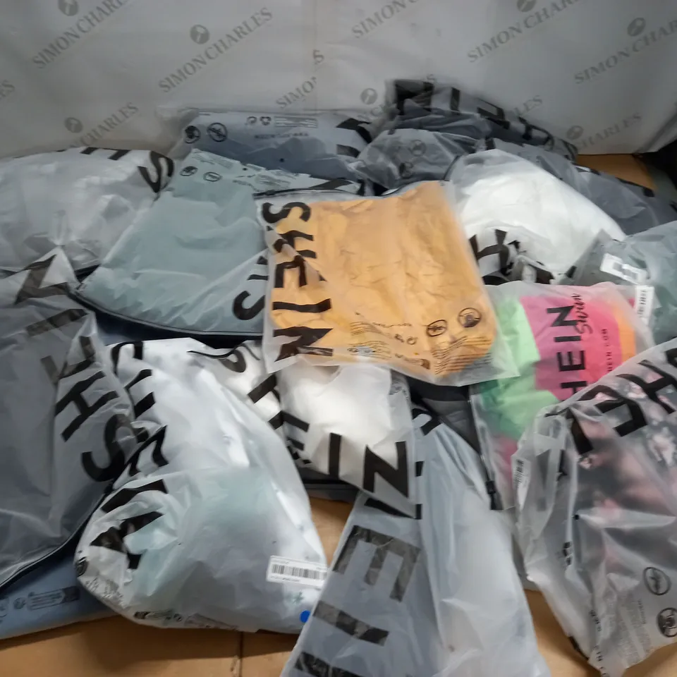 LOT OF 19 ASSORTED BAGGED SHEIN CLOTHING ITEMS IN VARIOUS SIZES