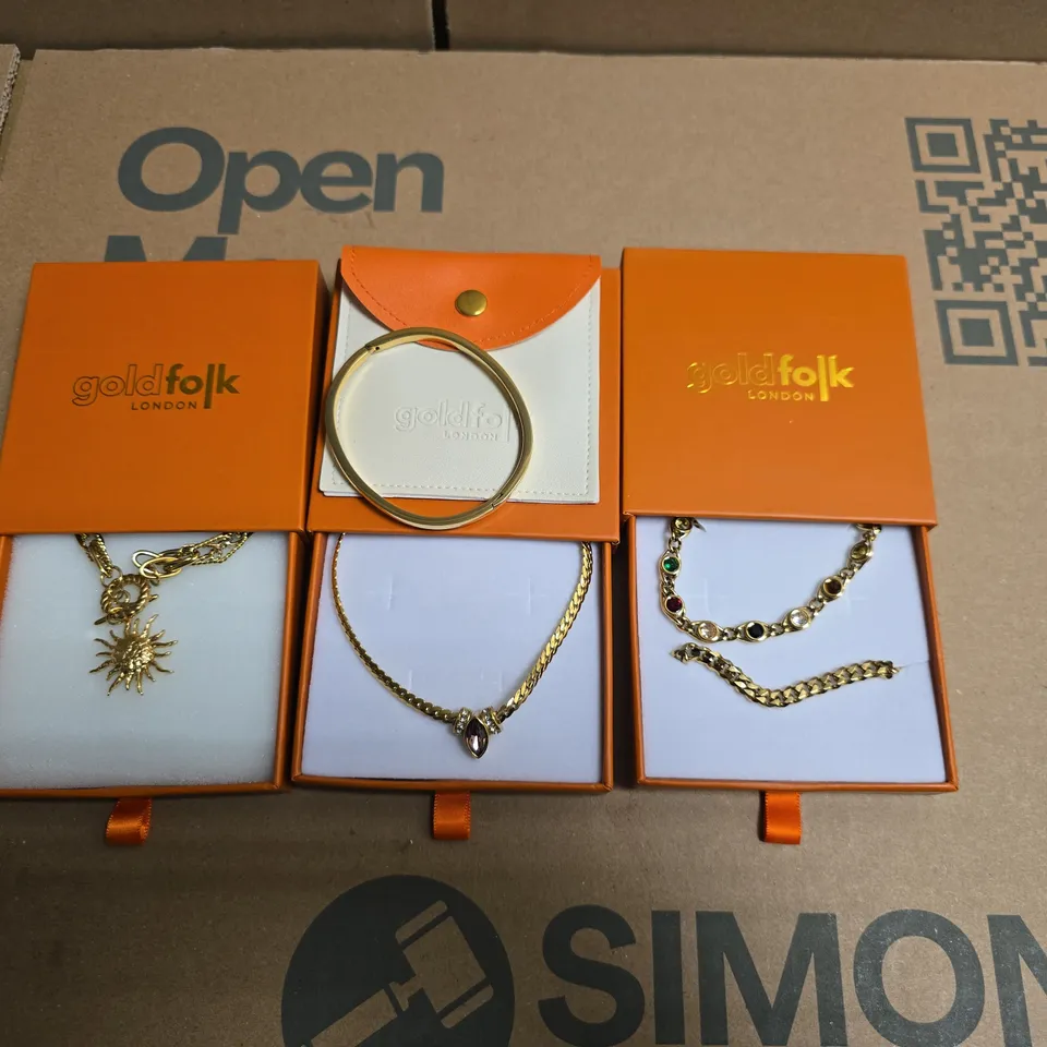 LOT OF 4 GOLDFOLK LONDON JEWELLERY ITEMS TO INCLUDE BRACELET AND NECKLACES