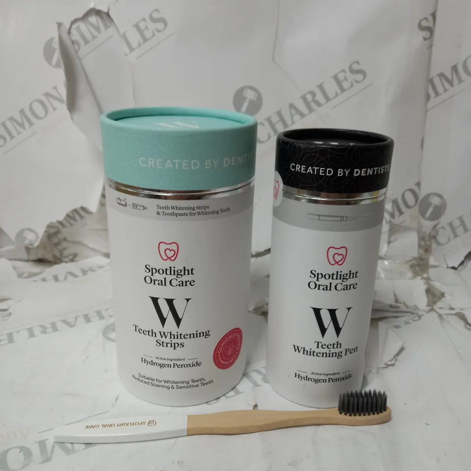 TEETH WHITENING GIFT SET