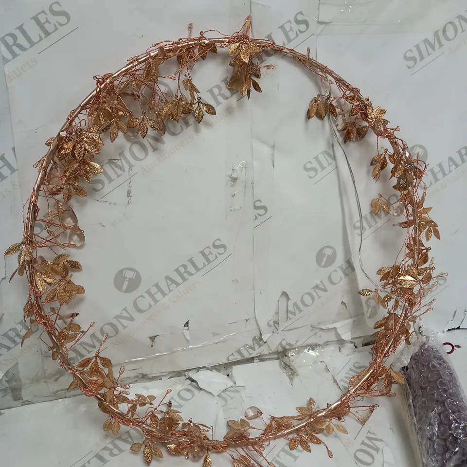 BOXED ALISON CORK PRE LIT JEWELLED WREATH