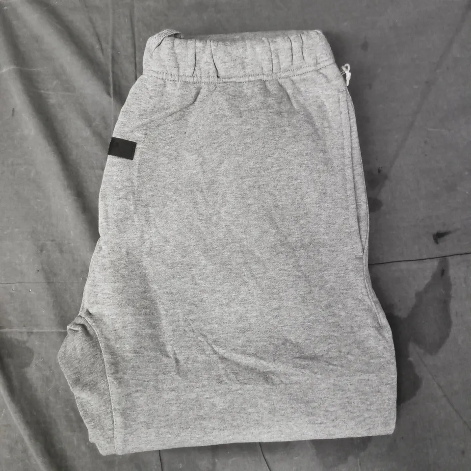 ESSENTIALS FEAR OF GOD SWEATPANTS IN GREY SIZE LARGE