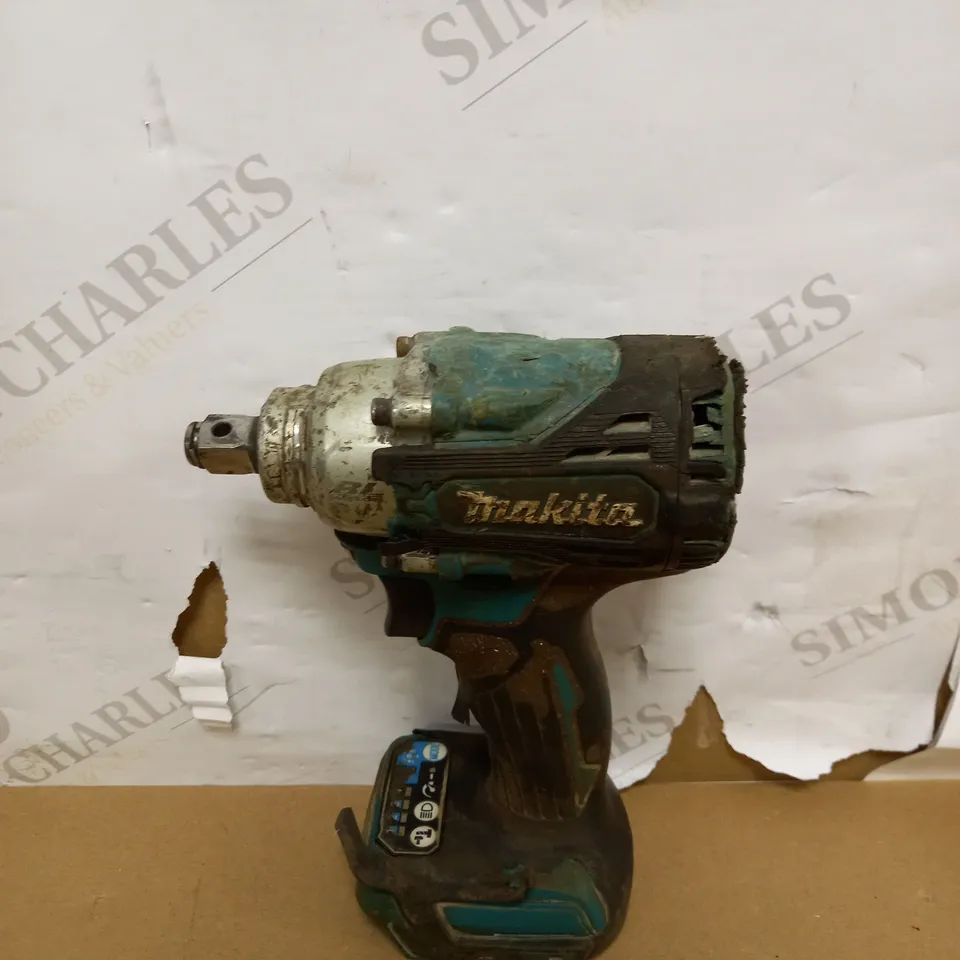 MAKITA DTW300Z CORDLESS IMPACT WRENCH