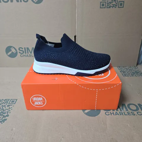 URBAN JACKS BLUE TRAINERS SIZE 5 BOXED