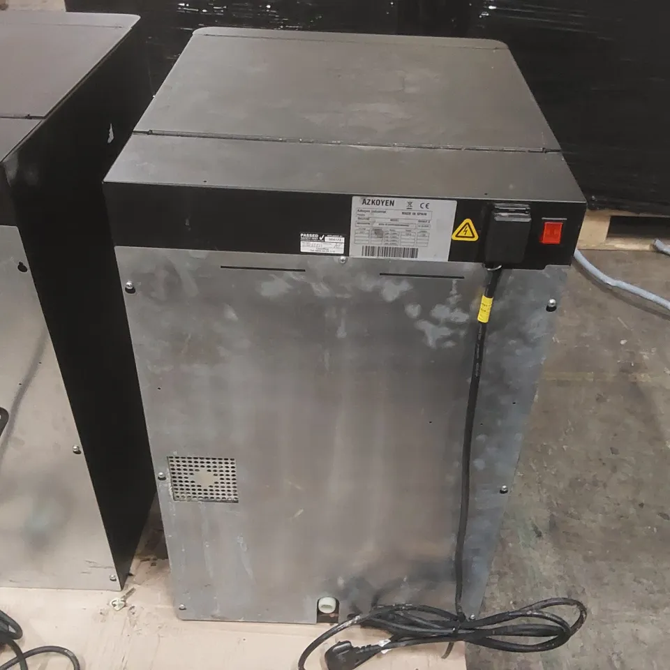 AZKOYEN VITRO COMMERCIAL COFFEE MACHINE